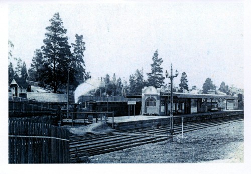 Greeting card — Old Steam Train at Heidelberg Station — c1918 cover